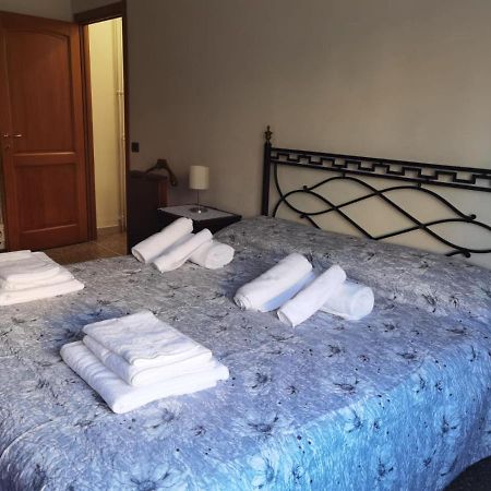 Appartamento Per Turisti E Famiglie Roma Exterior foto