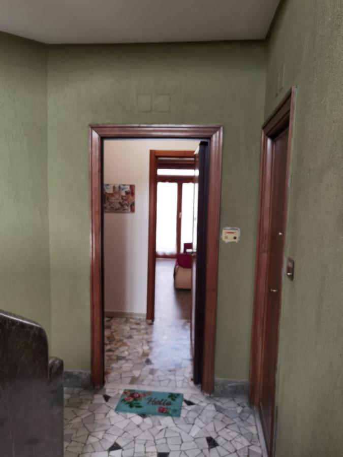Appartamento Per Turisti E Famiglie Roma Exterior foto