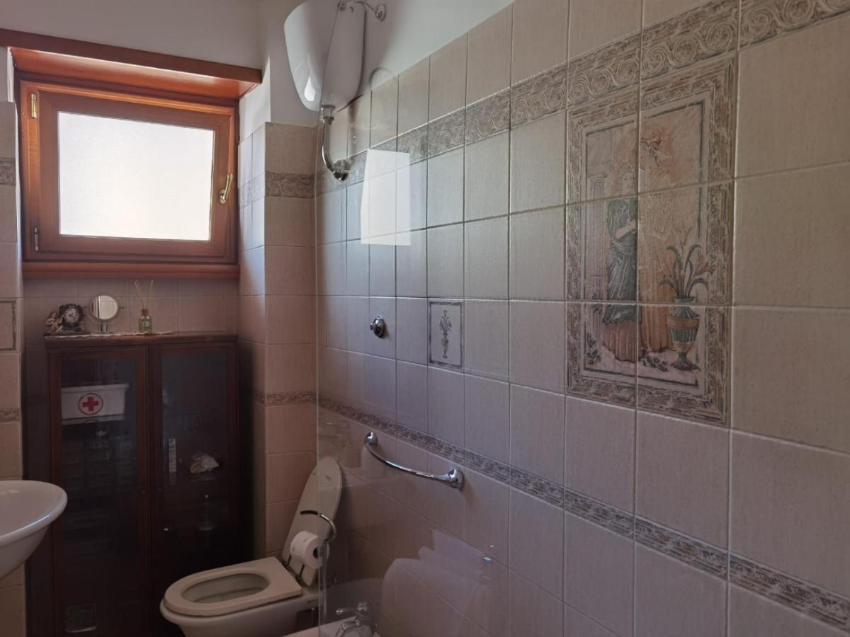 Appartamento Per Turisti E Famiglie Roma Exterior foto